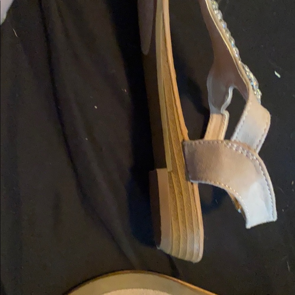 sandals - Picture 3 of 3